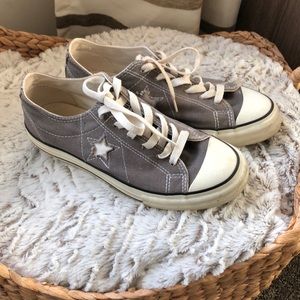 👟Converse sneakers